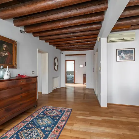 La Terrazza Sulle Piazze - Centro Storico
