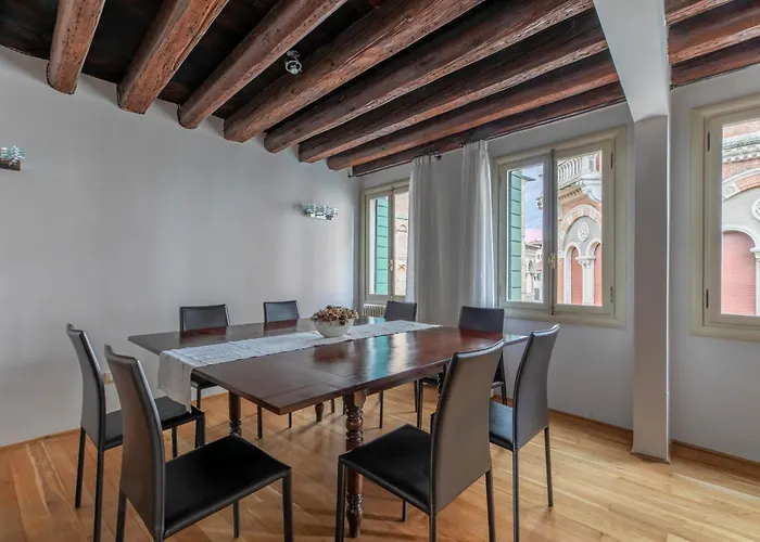 Apartament La Terrazza Sulle Piazze - Centro Storico
